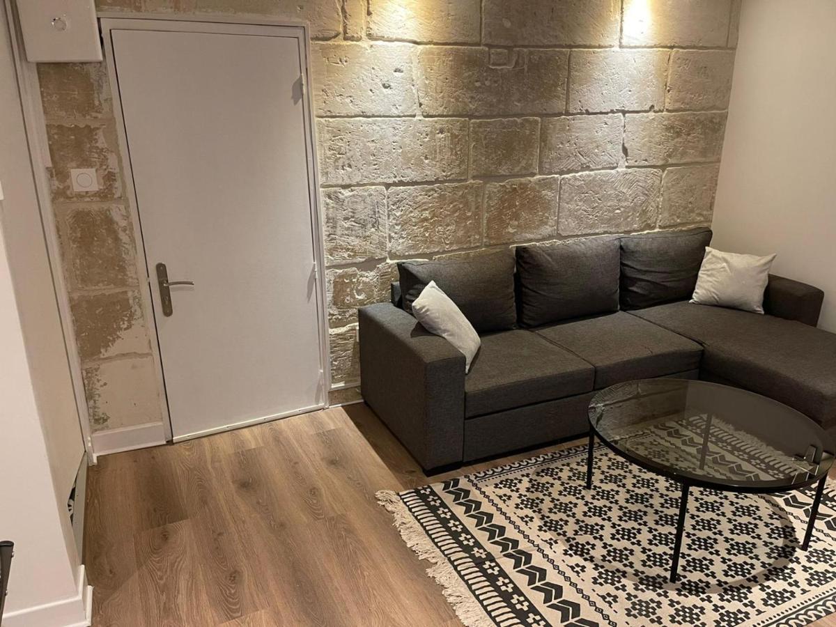 Le Black & White, Hyper Centre - Paisible- Wifi Hd- Netflix- Proche Gare -Ideal Couple Et Business Ниор Екстериор снимка